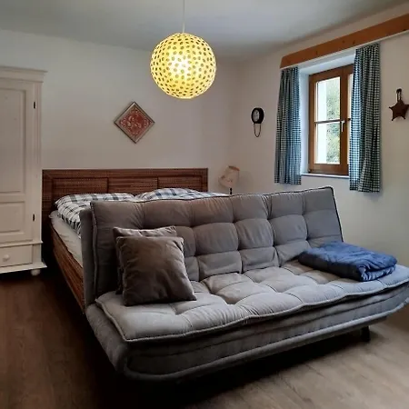 Heite Zwischen Nationalpark Gesaeuse Und Kalkalpen * Grossing (Liezen)